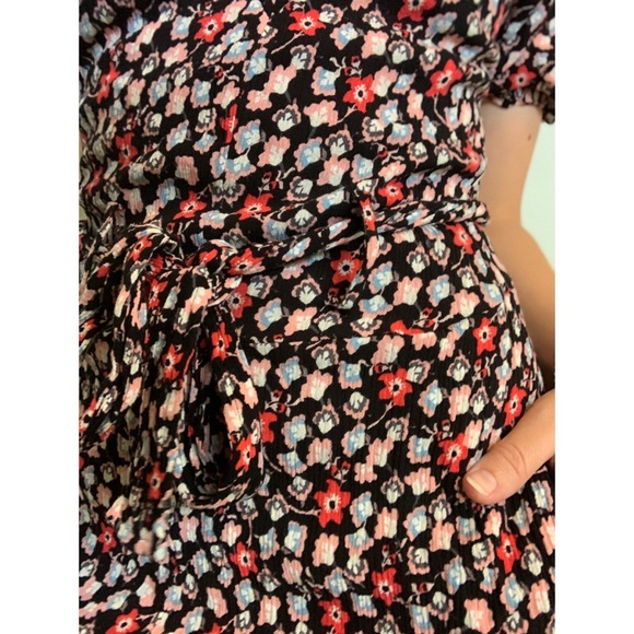 COPY - Guess | black and flower print jumper/ romper - Picture 5 of 16